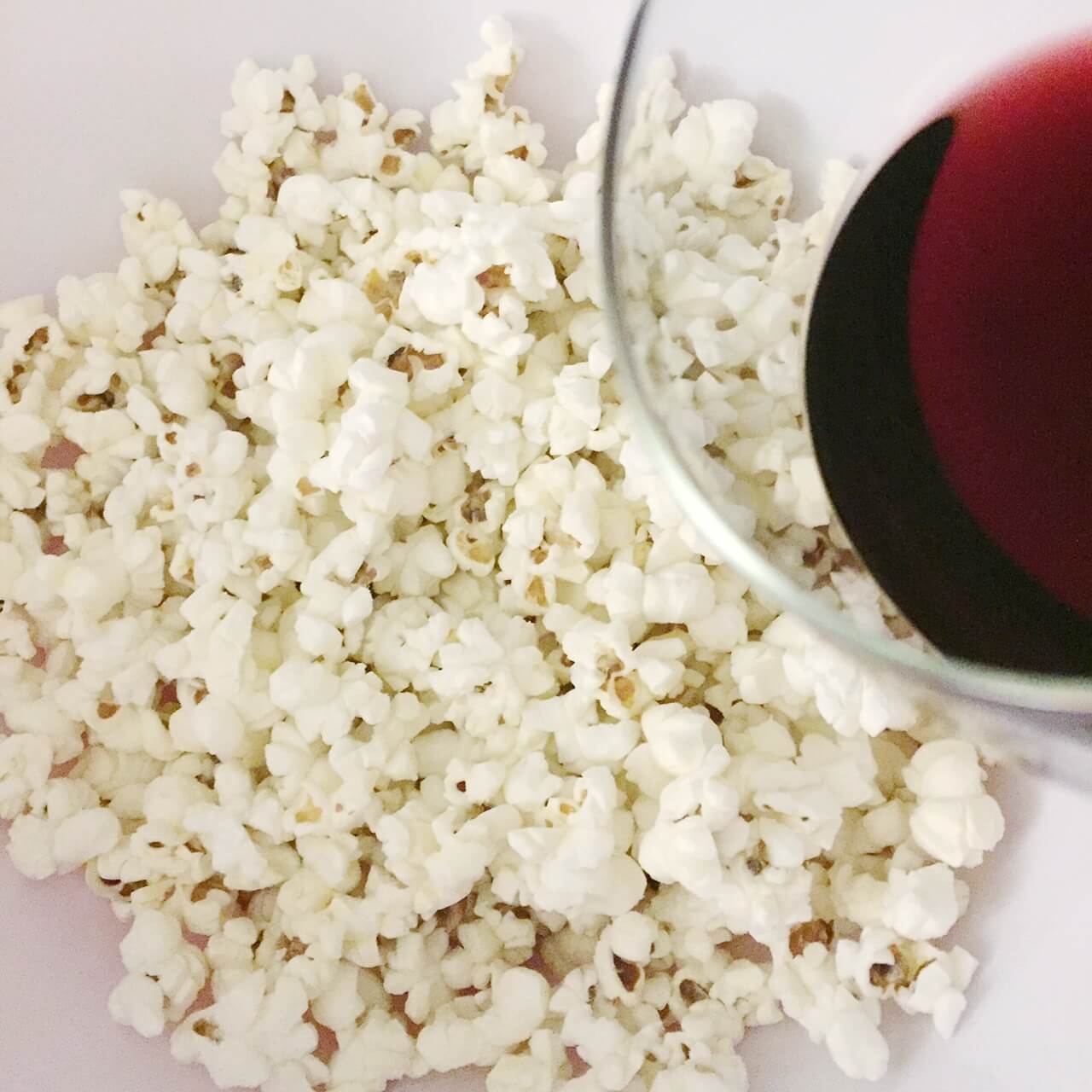 popcorn red wine movie scandal tv serie snack